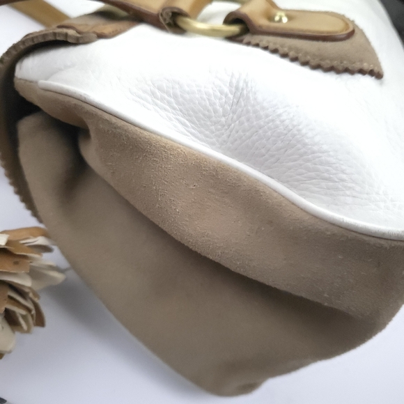 Gianni Bini Elegant White and Tan Leather Women's Satchel Bag - Picture 7 of 16